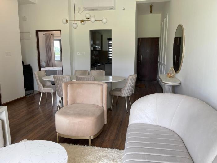 Luxury Golf Apartment