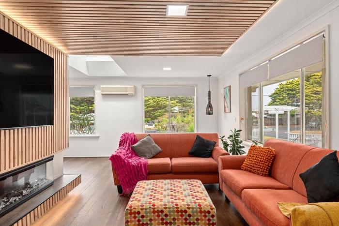 The Green Garden Gate - Phillip Island