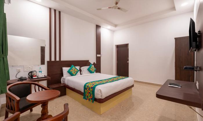 Treebo Royal Plaza, 700 Mts From Promenade Beach