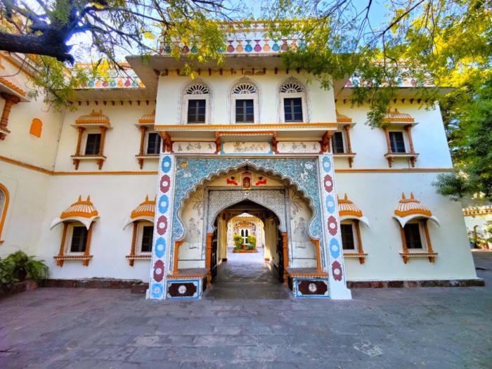 Palkiya Haveli - Heritage Hotel