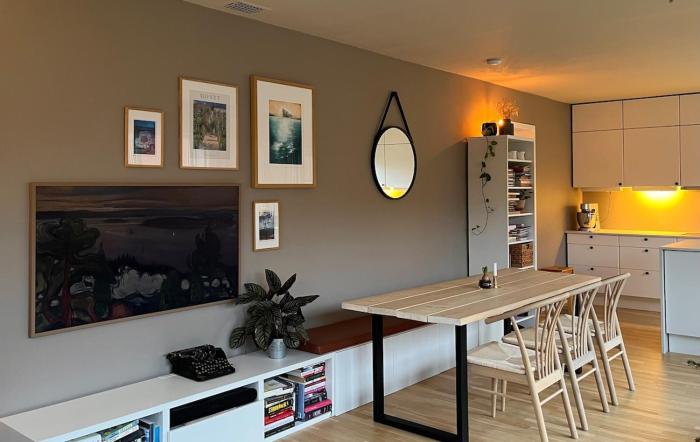 10 min from city center by metro & Free parking