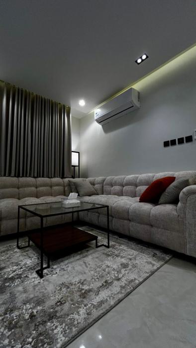 شقة فندقية غرفة وصالة بأثاث أنيق Rathath hotel apartment