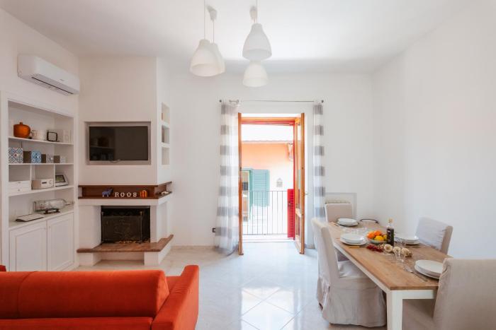 Sorrento Realty Holidays - The House in the center