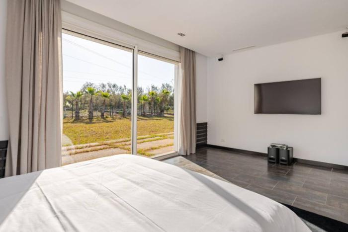 Villa Luxueuse 4 Chambres au Cœur du Domaine a El Menzeh