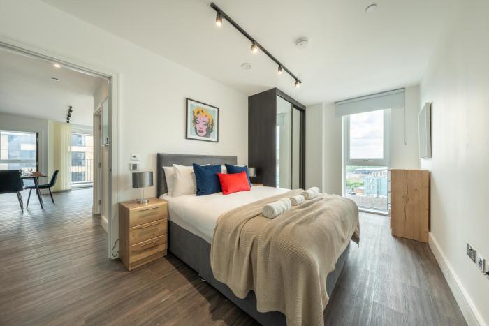 Mitre Warhol by Artsy