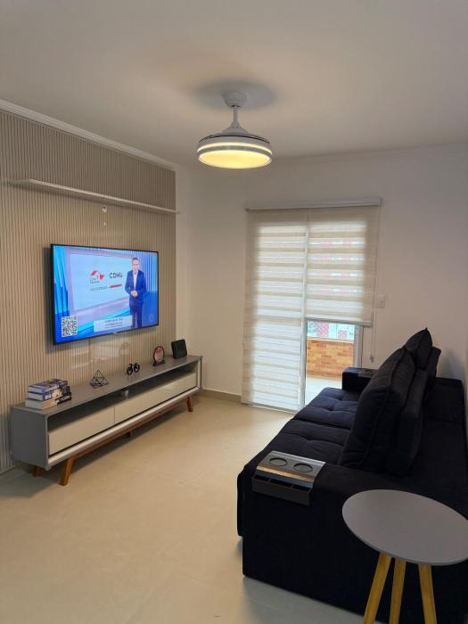 Apto no canto do forte 3 min da praia