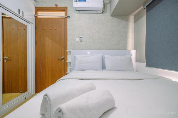 Homey and Simply 2BR Apartment at Cinere Resort By Travelio