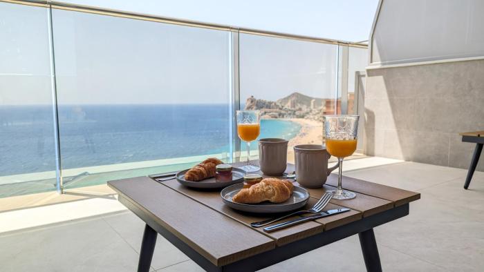 SUNSET CLIFFS WoW apartment