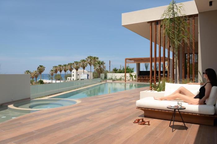 Marae Villa - Beachside Living by etouri