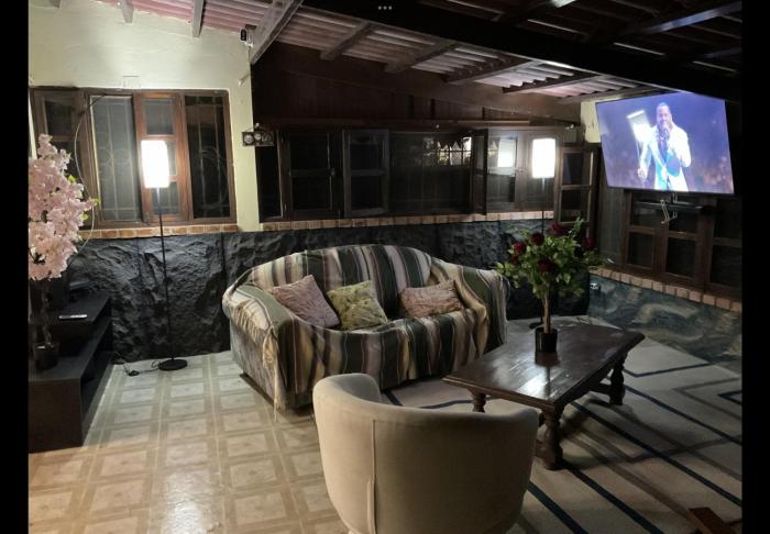 Bella casa en cerró azul PANAMÁ