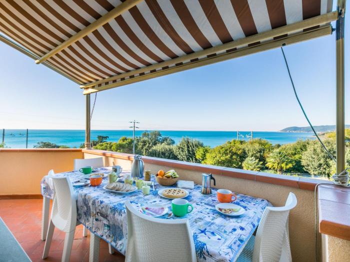 Apartment Eco del mare by Interhome