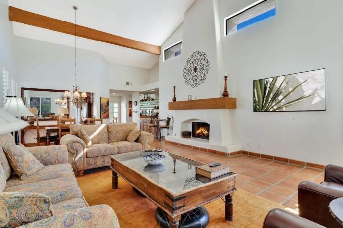 Gorgeous Santa Rosa Hacienda on PGA Golf Course