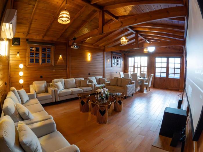 كوخ السعادة الريفي