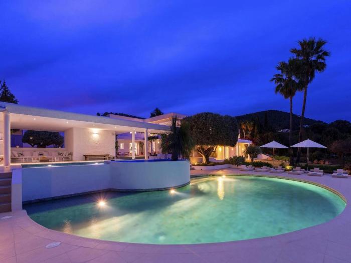 Villa in Ibiza with Sea Views & Pools