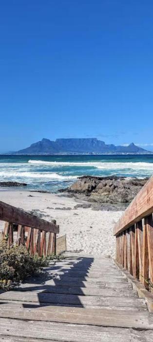 Tranquility at Kite Beach