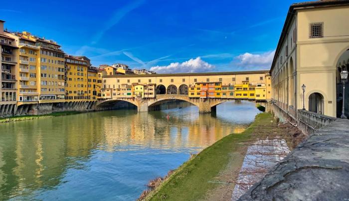 New Florence , garden and parking