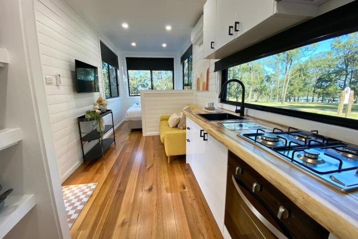 Merlot self-contained home