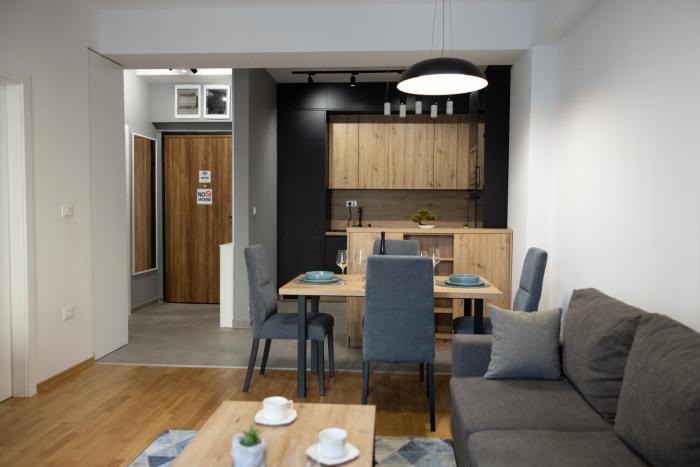 4th floor Aleksandra apt East Gate Mall free parking near Old Bazaar