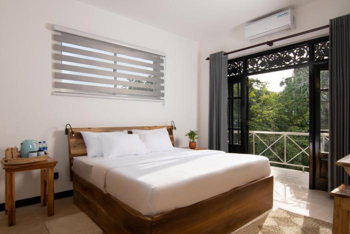BYLAKE Kandy