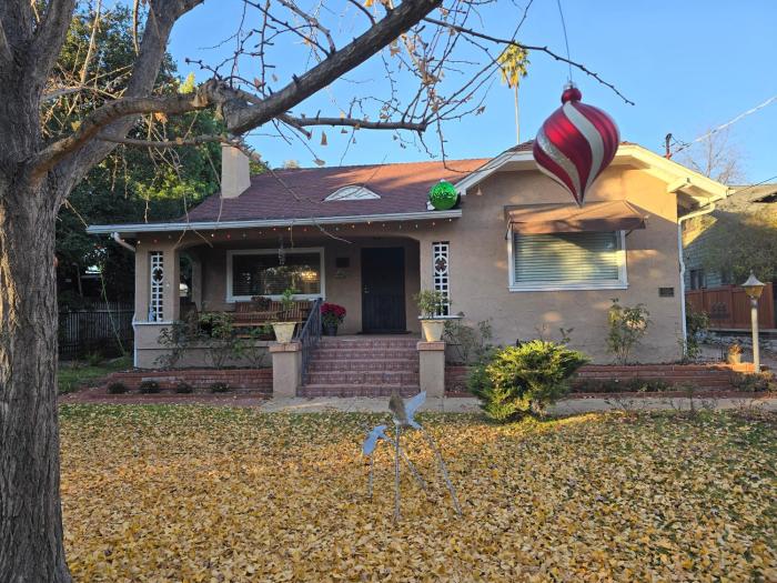 The Ginkgo House