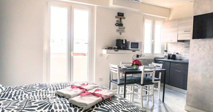 Desideri di Roma - Basilica San Paolo - Ospedale Bambin Gesu-Roma III - 8th Piano Vicino la Metro