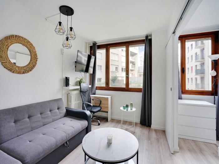 Charming 1BDR 2P 15th Exhibition Centre