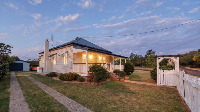Creekview Cottage - 70 Lock Street