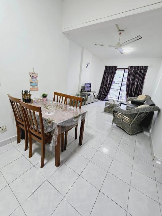 YanaYing Homestay