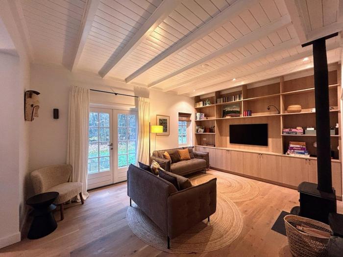 Detached holiday home in the middle of the forest