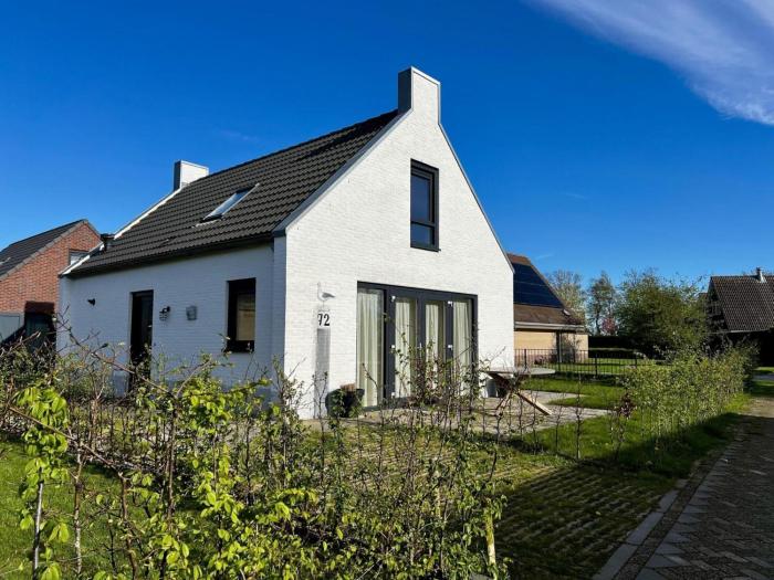 Stunning villa near beaches and golf course