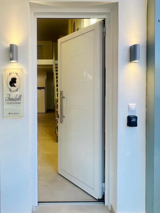 Annabell Houses & Rooms