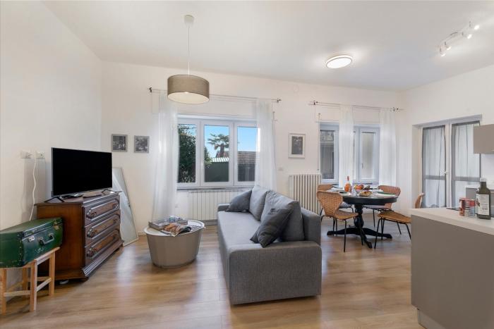 Gaia on Stresa Hill - Happy Rentals