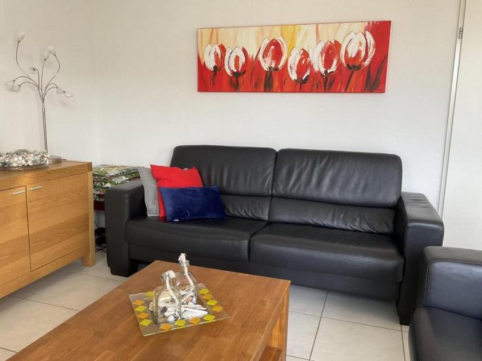 Bungalow for 6 people near beach