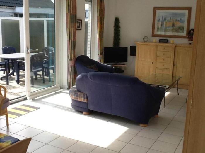 bungalow for 6 people, near the beach