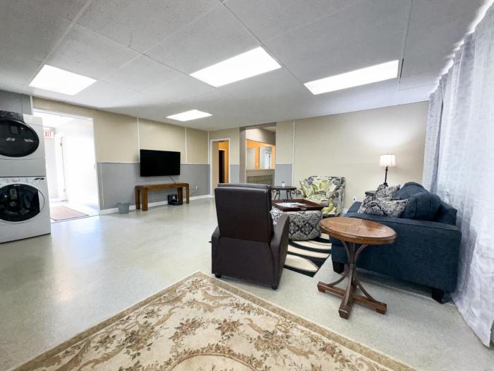 2 Bedroom, 1 Bath, Ranch Style