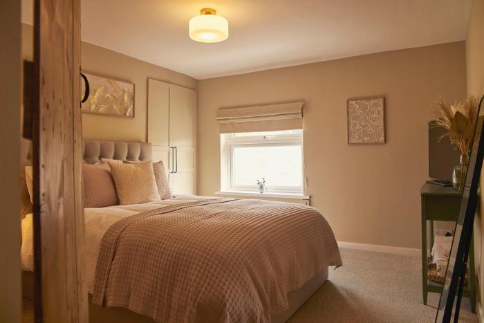 Skye View Cosy Retreat near Alton Towers & Peak wildlife park Staffordshire Moorlands