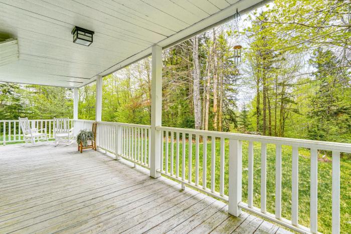 8 Mi to Mount Snow Rustic Marlboro Cottage