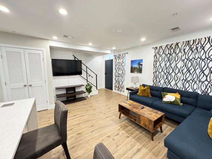 Beautiful Cozy Home in DC with Easy Parking