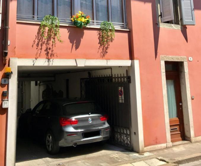 Che piacere! Udine in centro col posto auto