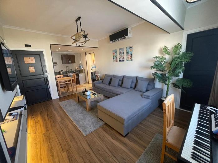 A Modern cozy 2 bedroom condo