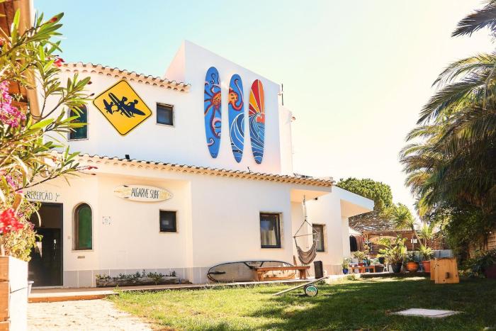 Algarve Surf Camp & Hostel Sagres