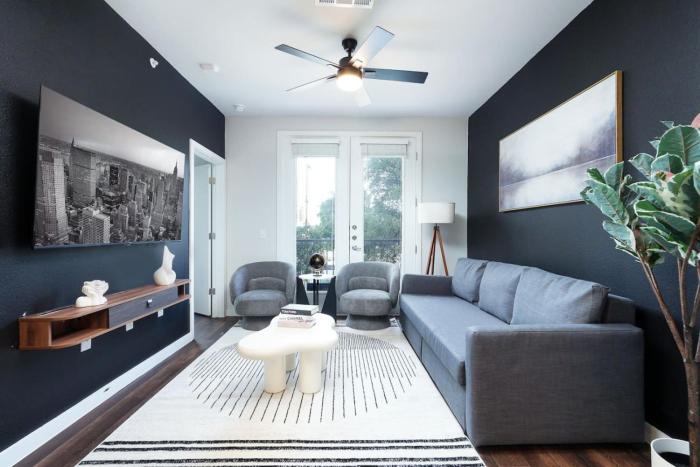 1BR Escape-w Parking, Near Riverwalk & Conv Ctr