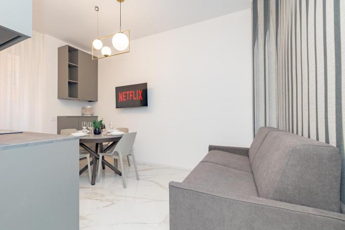 2CO4 - Duomo - Modern Central -