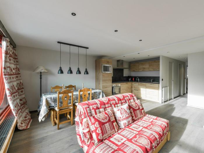 Ski au pied: Appartement T3 rénové avec PARKING à Courchevel 1850 - FR-1-514-46