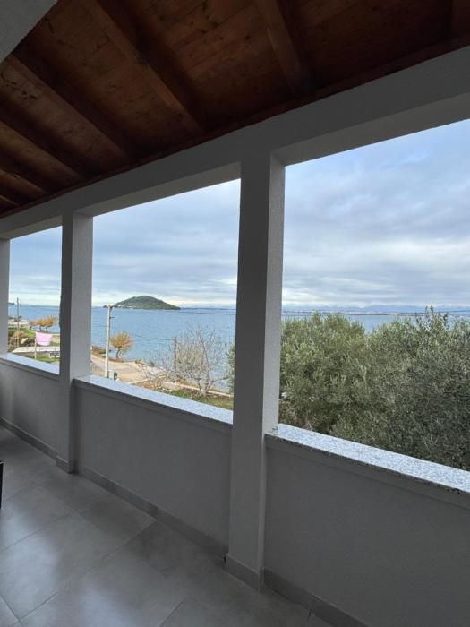 ANKA - apartment by the sea