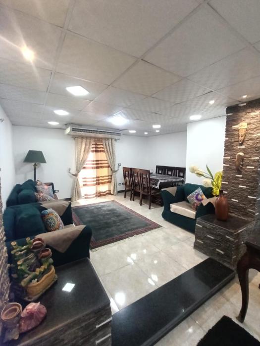 كورنيش المعادى بالقرب من مستشفى السلام الدولى