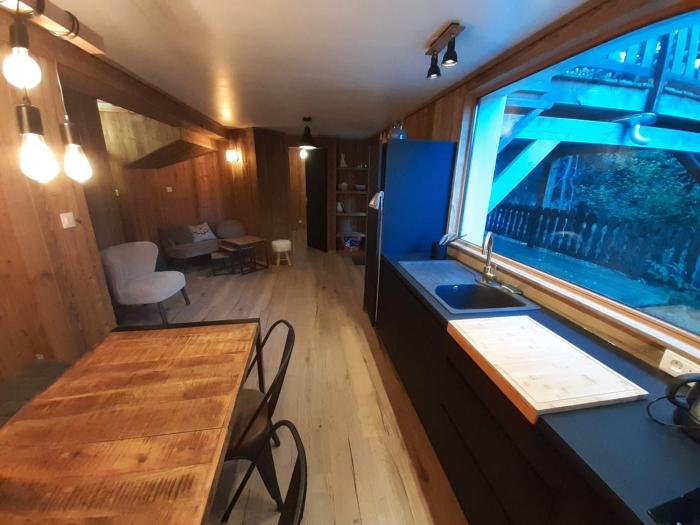 Appartement cosy neuf avec terrasse boisée, 5 pers, parking - FR-1-513-83