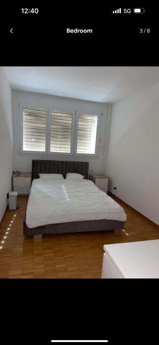 Sherd room in apartment