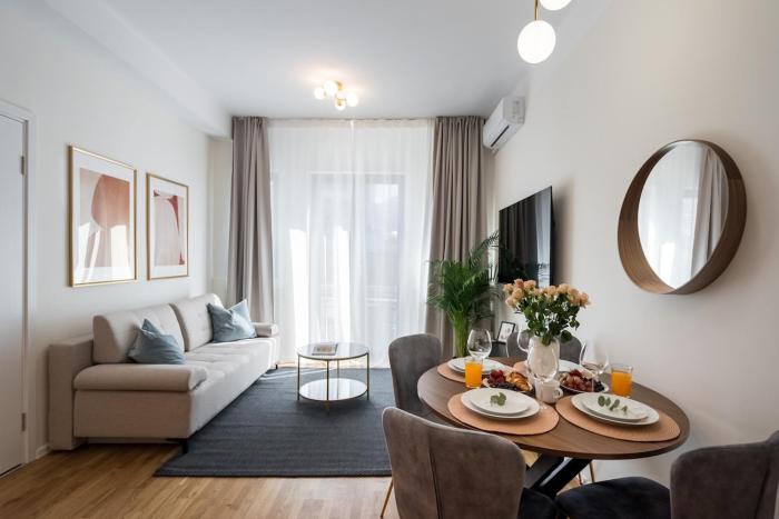 Breathtaking spacious 2BR apartment - City Center