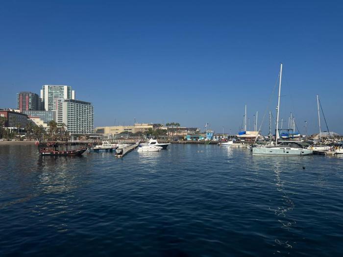 Excelente Ubicacion 4